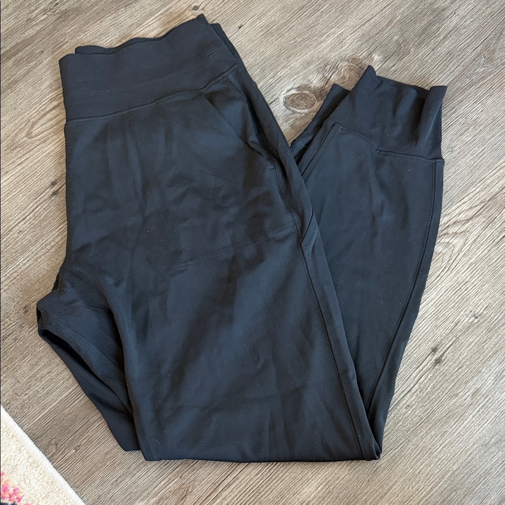Athleta Black High-Rise Venice Joggers